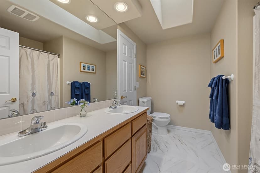 Property photo for 4515 Forest Drive, Everett photo 32