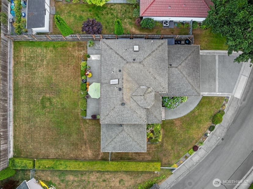 Property photo for 4515 Forest Drive, Everett photo 38
