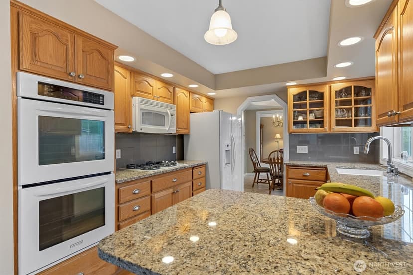 Property photo for 4515 Forest Drive, Everett photo 12