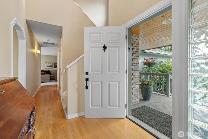 Property photo for 4515 Forest Drive, Everett photo 3