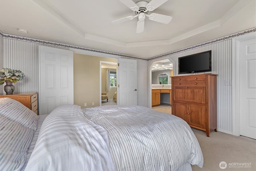 Property photo for 4515 Forest Drive, Everett photo 25