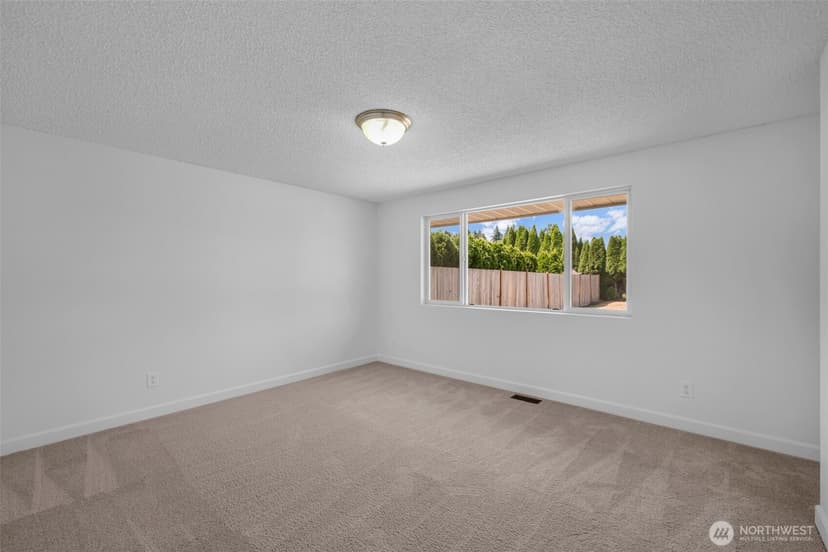 Property photo for 9214 46th Drive NE, Marysville photo 17