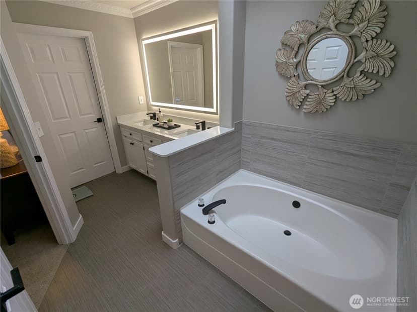 Property photo for 17604 Muirfield Court, Arlington photo 59