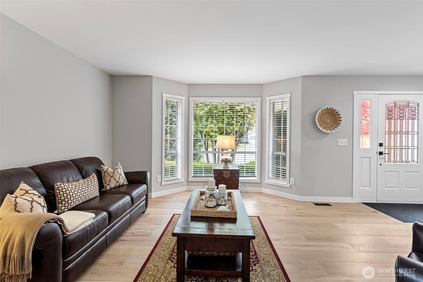 Property photo for 17604 Muirfield Court, Arlington photo 10