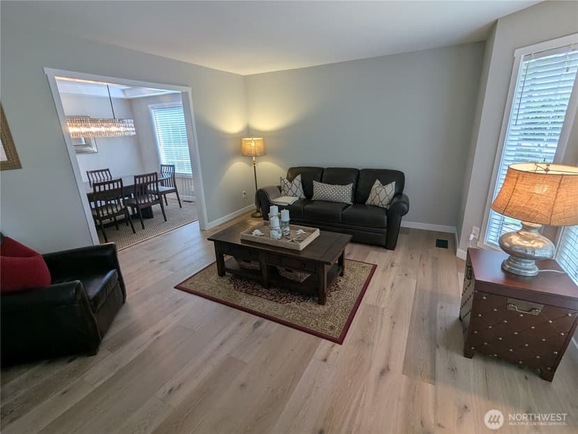 Property photo for 17604 Muirfield Court, Arlington photo 7