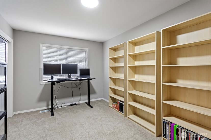 Property photo for 17604 Muirfield Court, Arlington photo 38