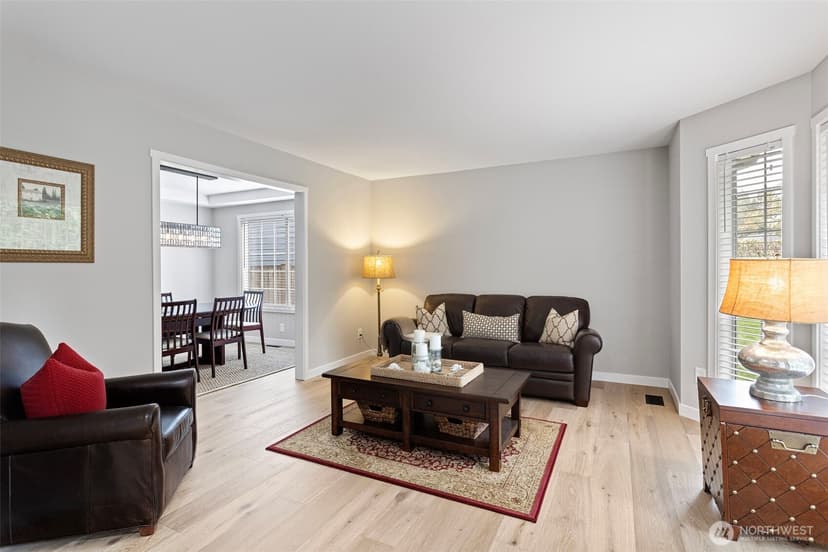 Property photo for 17604 Muirfield Court, Arlington photo 4