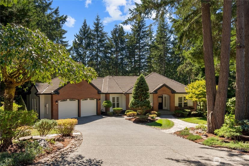 Property photo for 13106 Bracken Fern Drive NW, Gig Harbor photo 2