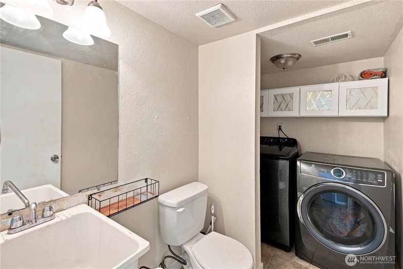 Property photo for 1520 156th Street Ct E, Tacoma photo 17