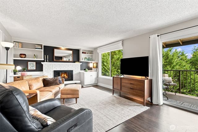 Property photo for 3320 Narrows View Lane NE #201, Bremerton photo 5