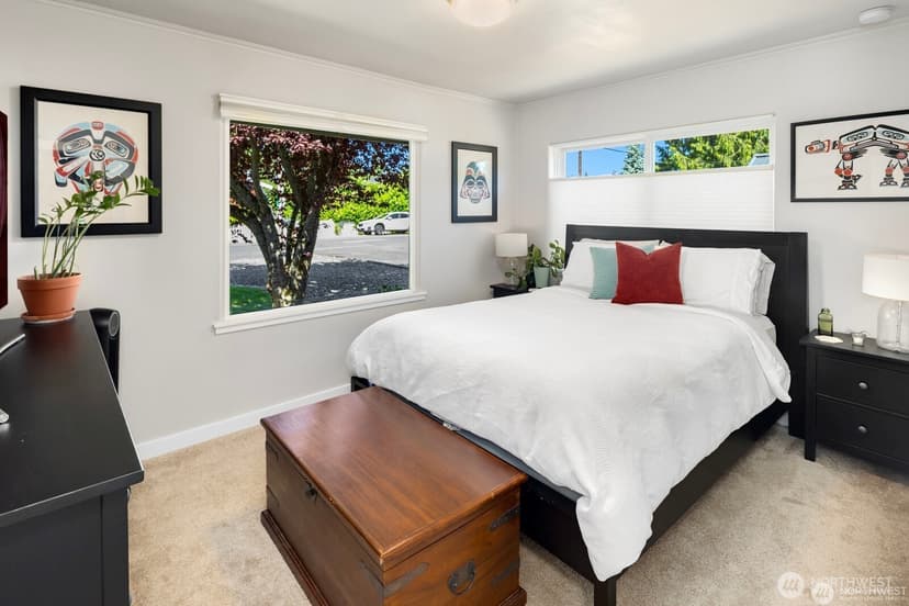 Property photo for 5011 Seahurst Avenue, Everett photo 16