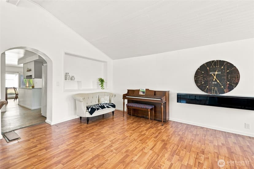 Property photo for 712 S Director Street, Seattle photo 10