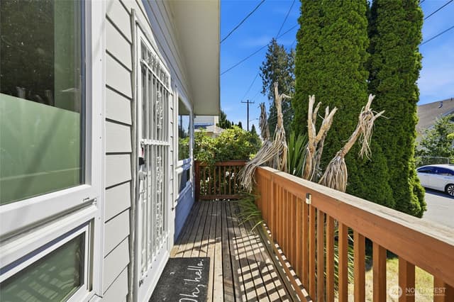 Property photo for 712 S Director Street, Seattle photo 3
