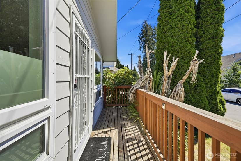 Property photo for 712 S Director Street, Seattle photo 3
