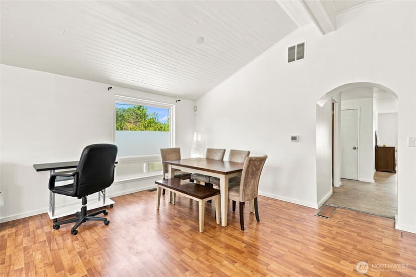 Property photo for 712 S Director Street, Seattle photo 8
