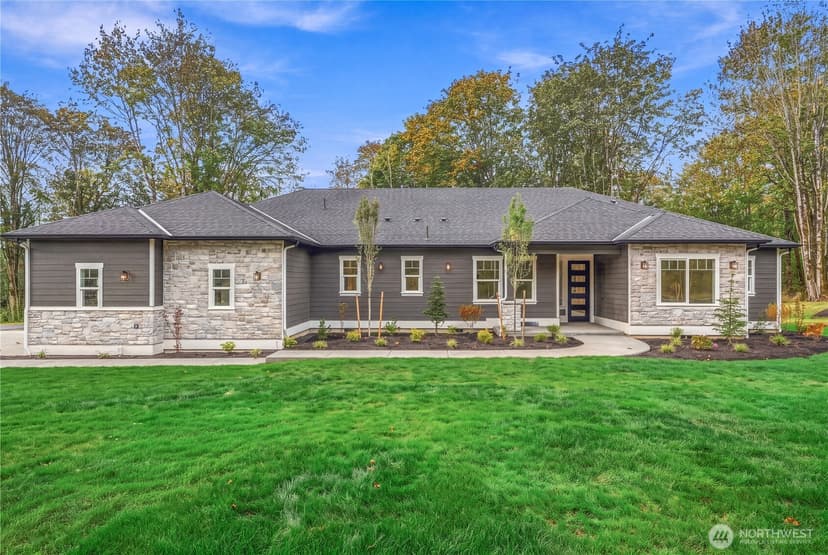 Property photo for 1010 154th Avenue NE, Snohomish