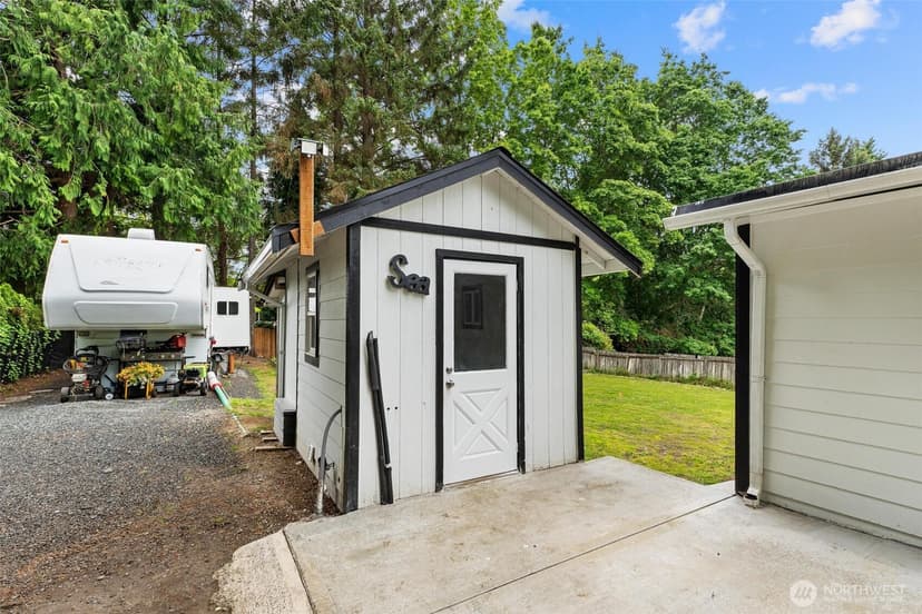 Property photo for 4434 Forest Drive, Everett photo 14