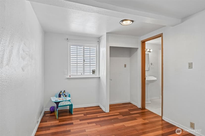 Property photo for 8703 16th Avenue SW, Seattle photo 21