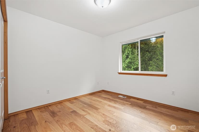 Property photo for 5708 9th Drive W, Everett photo 28