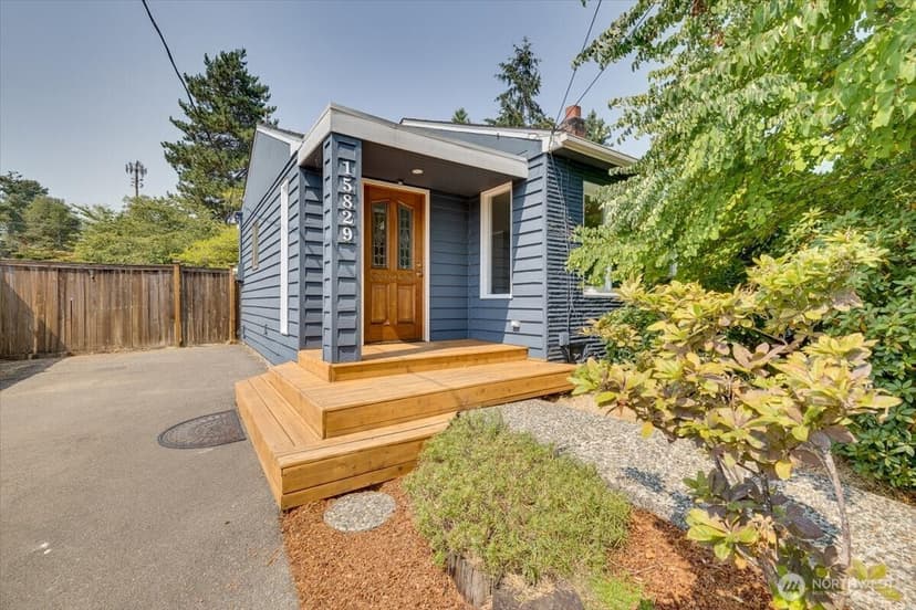 Property photo for 15829 26th Avenue NE, Shoreline
