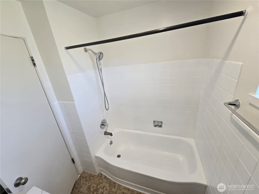 Property photo for 8907 Beacon Avenue S, Seattle photo 13