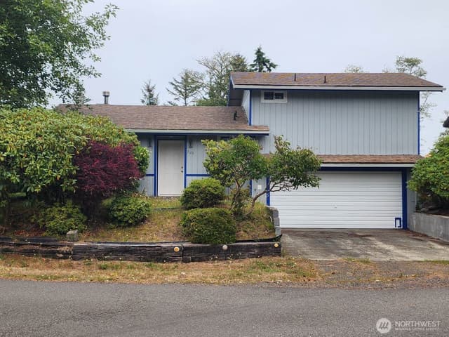 Property photo for 706 Wakina Loop SE, Ocean Shores photo 2