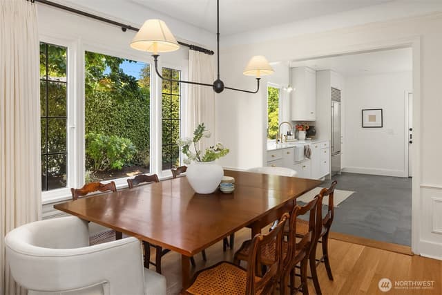 Property photo for 1502 39th Avenue E, Seattle photo 5
