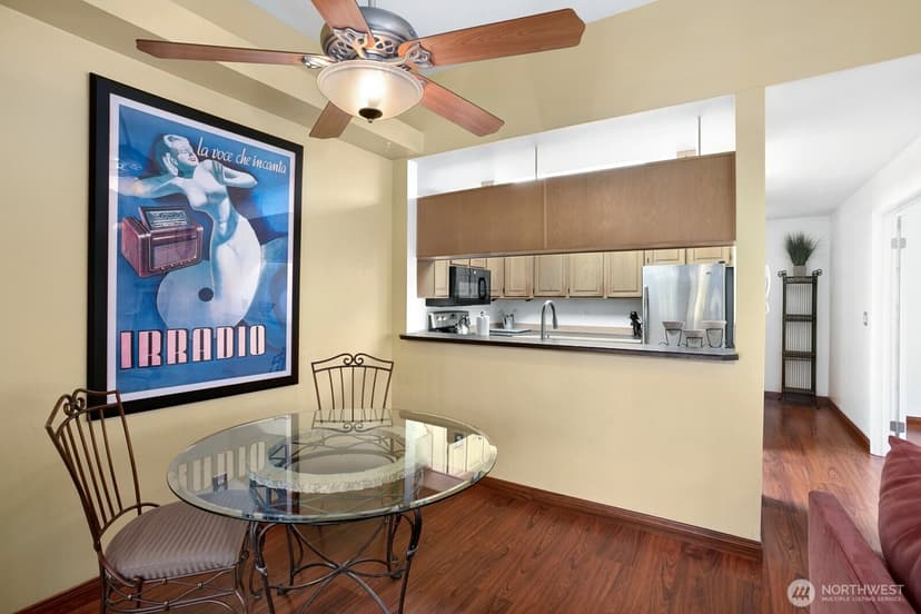 Property photo for 1617 Summit Avenue #42, Seattle photo 6