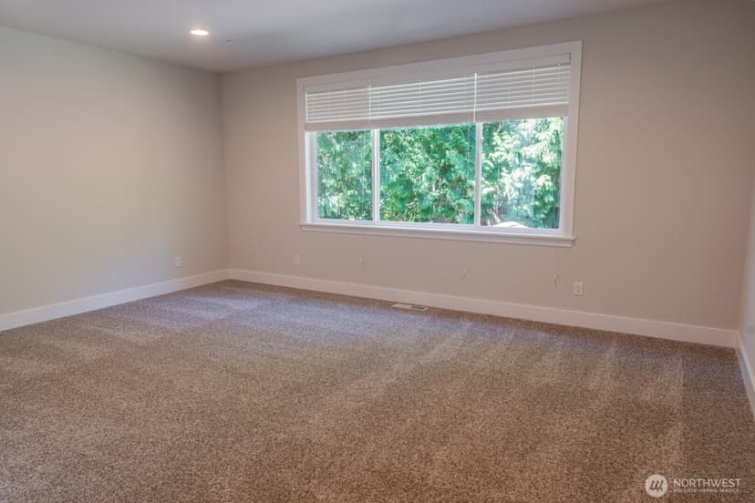 Property photo for 10420 NE 112th Street, Kirkland photo 36