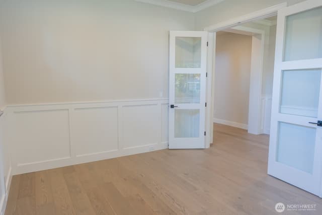 Property photo for 10420 NE 112th Street, Kirkland photo 5