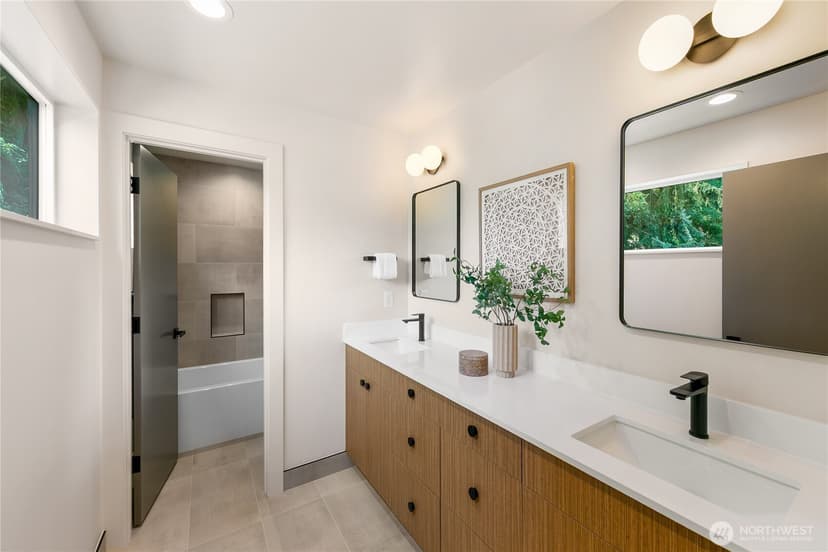 Property photo for 8022 Fauntleroy Way SW, Seattle photo 19