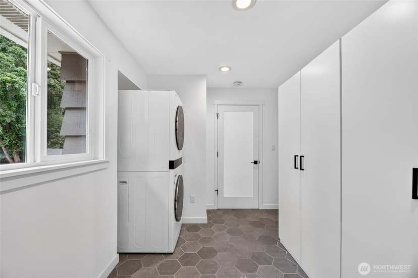 Property photo for 3140 Elwood Drive W, University Place photo 15