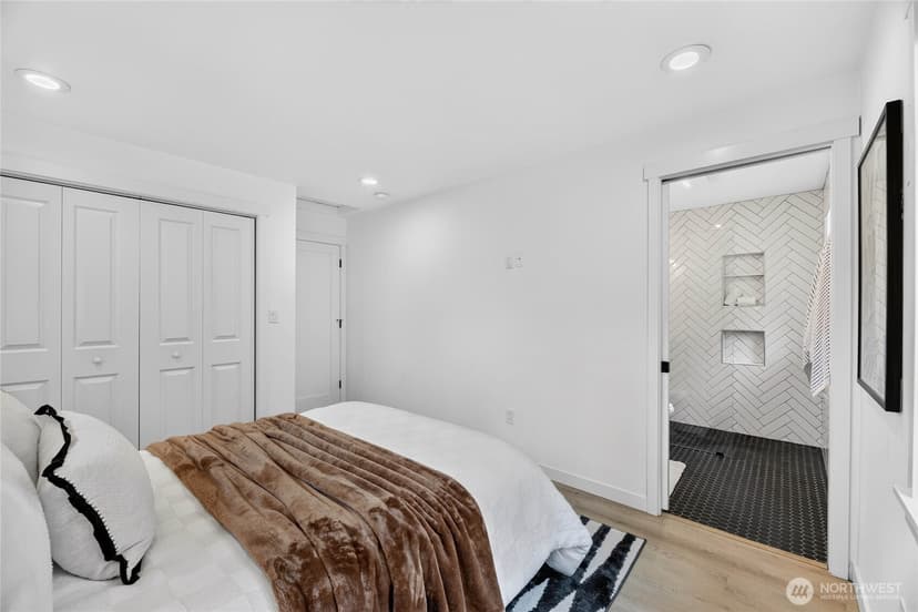 Property photo for 3140 Elwood Drive W, University Place photo 18