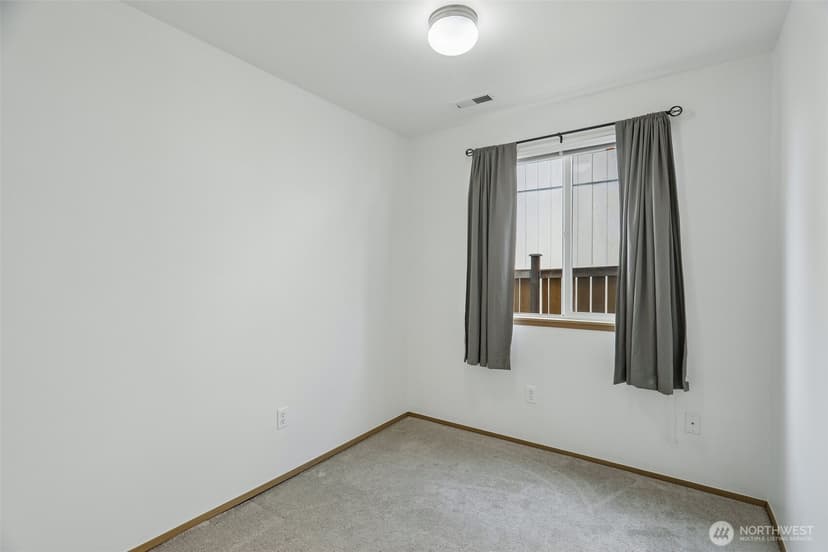Property photo for 10506 63rd Drive NE, Marysville photo 15