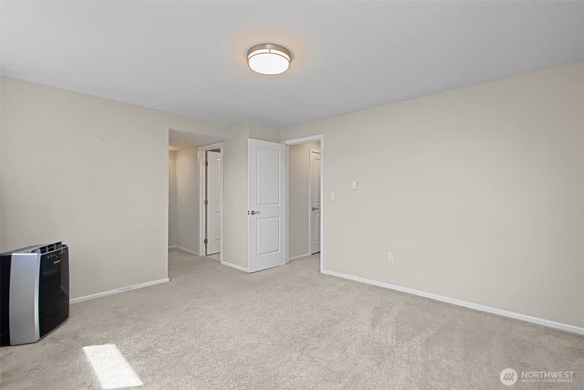 Property photo for 212 SW 146th Street #105, Burien photo 19