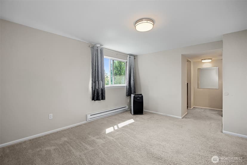 Property photo for 212 SW 146th Street #105, Burien photo 18