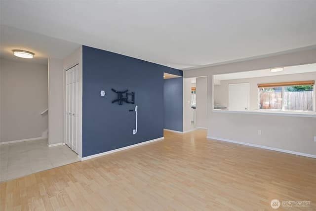 Property photo for 212 SW 146th Street #105, Burien photo 3