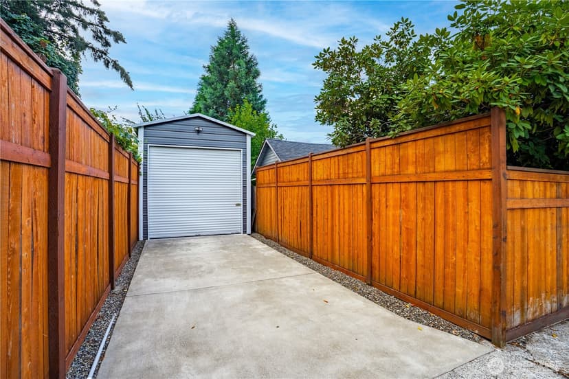 Property photo for 527 17th Street SE, Puyallup photo 36