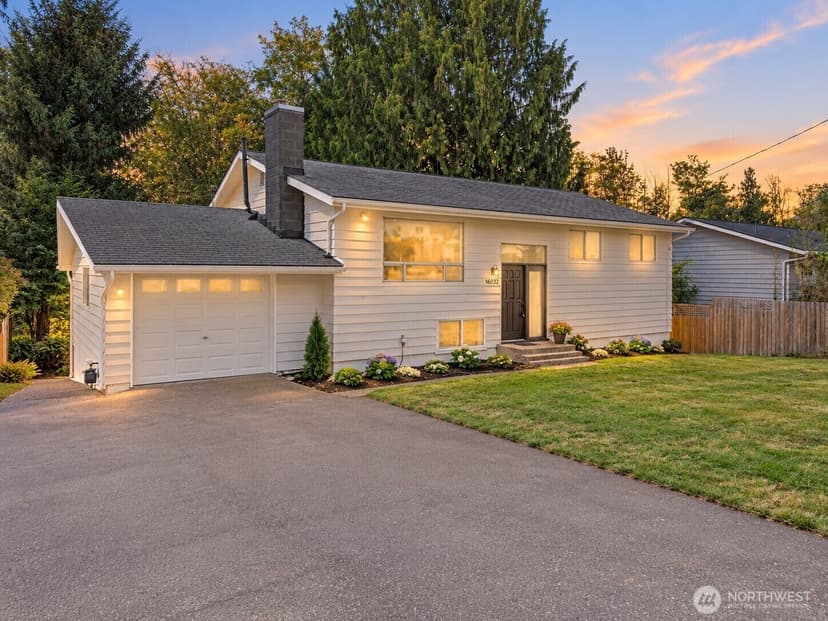 Property photo for 16032 22nd Avenue W, Lynnwood