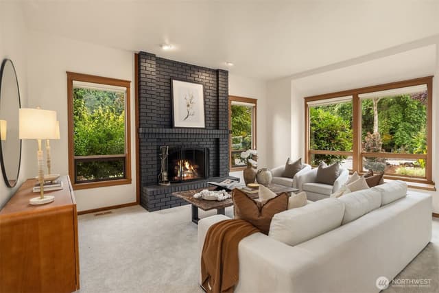 Property photo for 14246 157th Place NE, Woodinville photo 4