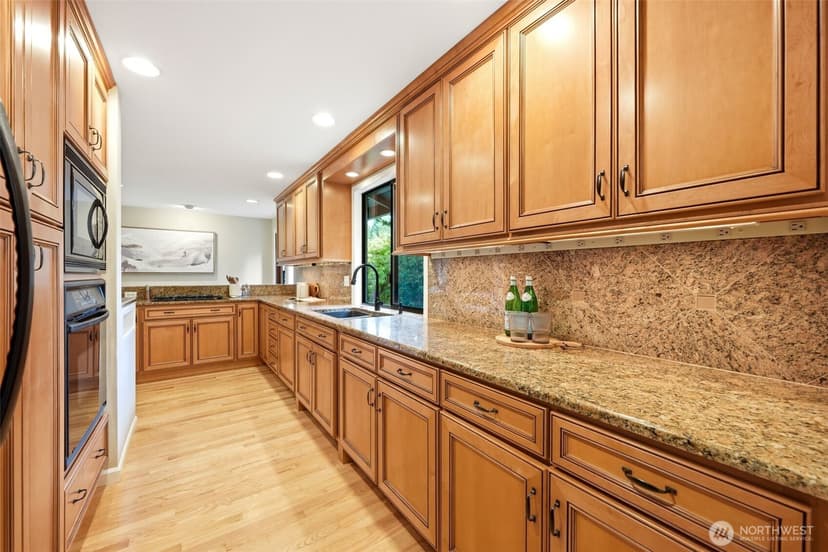 Property photo for 16533 SE 149th Street, Renton photo 9
