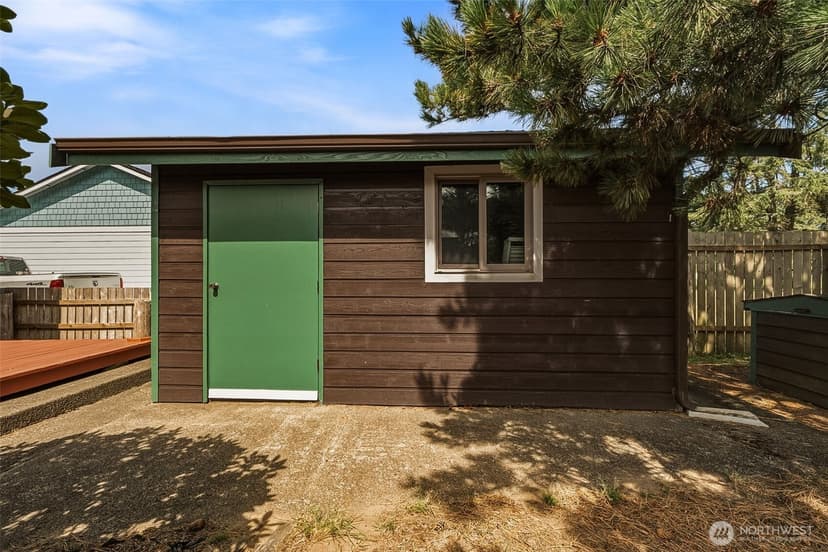 Property photo for 112 Canal Drive NE, Ocean Shores photo 25