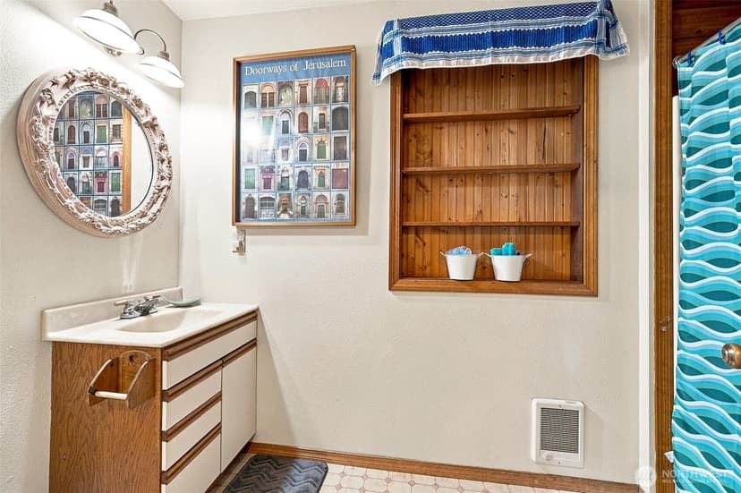 Property photo for 112 Canal Drive NE, Ocean Shores photo 16