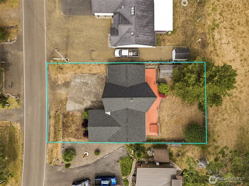Property photo for 112 Canal Drive NE, Ocean Shores photo 27