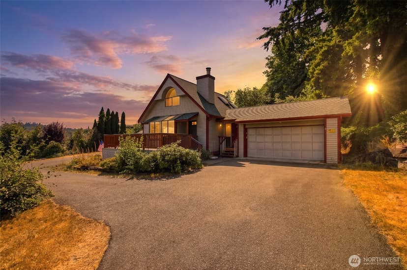 Property photo for 9106 Peacock Hill Avenue, Gig Harbor photo 3
