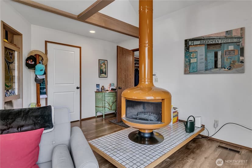 Property photo for 9106 Peacock Hill Avenue, Gig Harbor photo 13