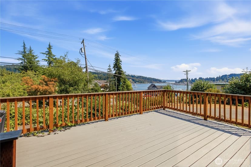 Property photo for 9106 Peacock Hill Avenue, Gig Harbor photo 8