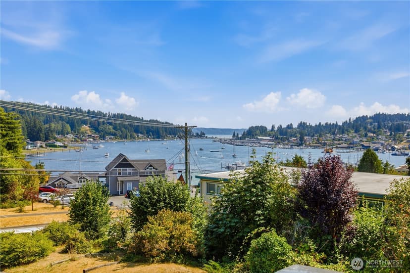 Property photo for 9106 Peacock Hill Avenue, Gig Harbor photo 7