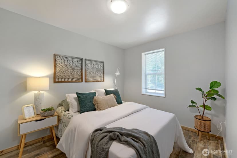 Property photo for 6322 18th Avenue SW, Seattle photo 13