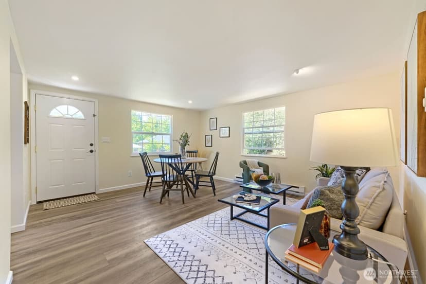 Property photo for 6322 18th Avenue SW, Seattle photo 8